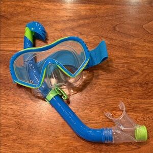 Kid Snorkel Set New